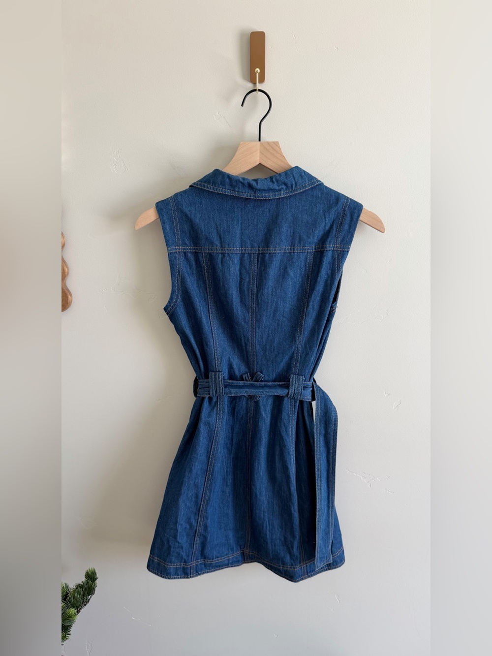 Petal & Pup Parker Sleeveless Denim Mini Shirtdress - Picture 11 of 11